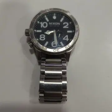 NIXON THE 51-30 손목시계 배터리 소모
