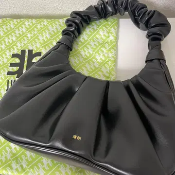 JWPEI GABBI BAG 개더 핸들 백 블랙 검정 가방 포함