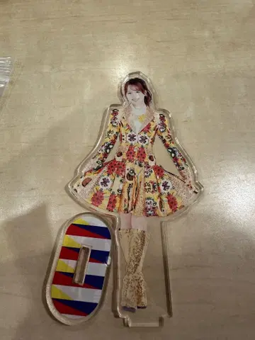 쿠라노오 나루미 아크릴 스탠드