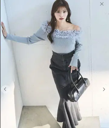 릴리안 캐럿 데님 머메이드 스커트