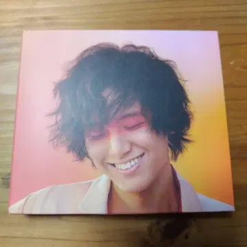 사랑은 모두에게, 봉사는 모두를 위해