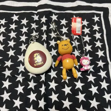 푸우 헬로키티 키링 세트