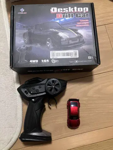 데스크톱 드리프트 카 1:64 빨간색 4WD