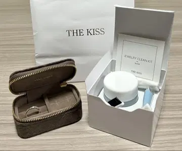 [새상품급] The Kiss 실버 반지 7호 BOX&클린 키트 포함