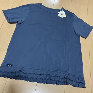 택 포함 새상품 마드모아젤 논논 파파스 L 티셔츠 프릴