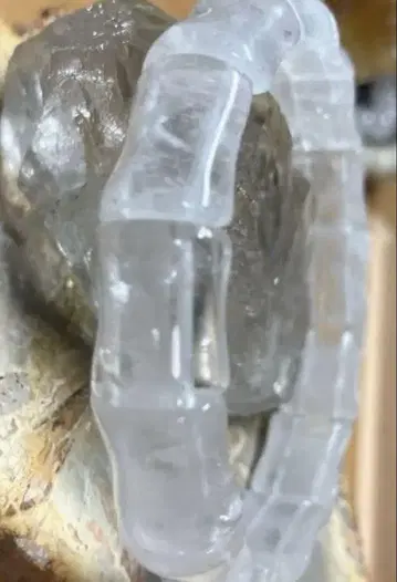 화이트 가든 쿼츠 뱅글 대나무 절 안지름 19cm