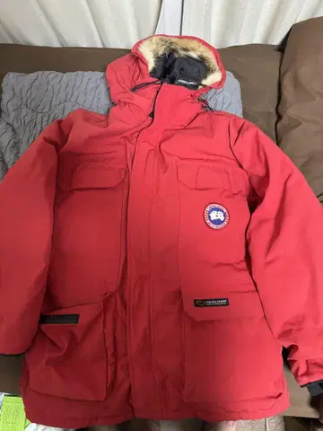 Canada Goose Expedition Parka 레드