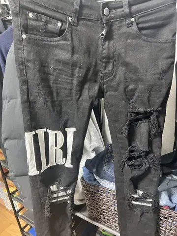 블랙 립 데님 팬츠