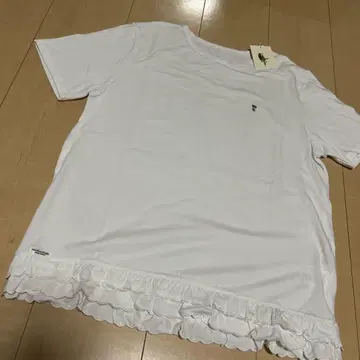 택 포함 새상품 마드모아젤 논논 파파스 티셔츠 L 프릴