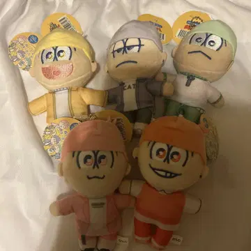오소마츠 6쌍둥이 봉제 인형 키링 칠 패턴