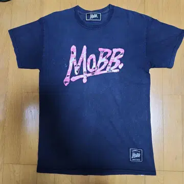 MOBB 한정판 티셔츠 정가 13000엔 초레어 2019 컬렉션