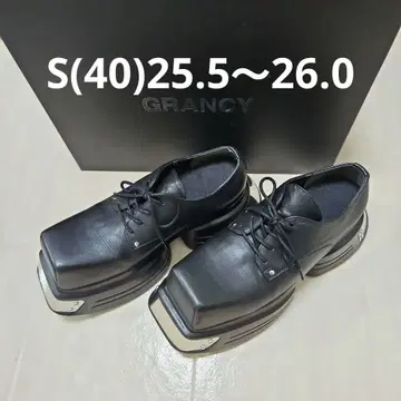 GRANCY 메탈 플레이트 가죽 신발