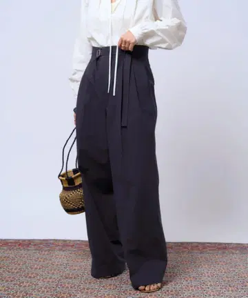 (b9) 이에나 라부쿠루/면 와이드 팬츠/네이비/FREE