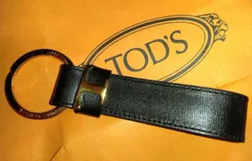 TOD'S 고급 가죽 키링 블랙