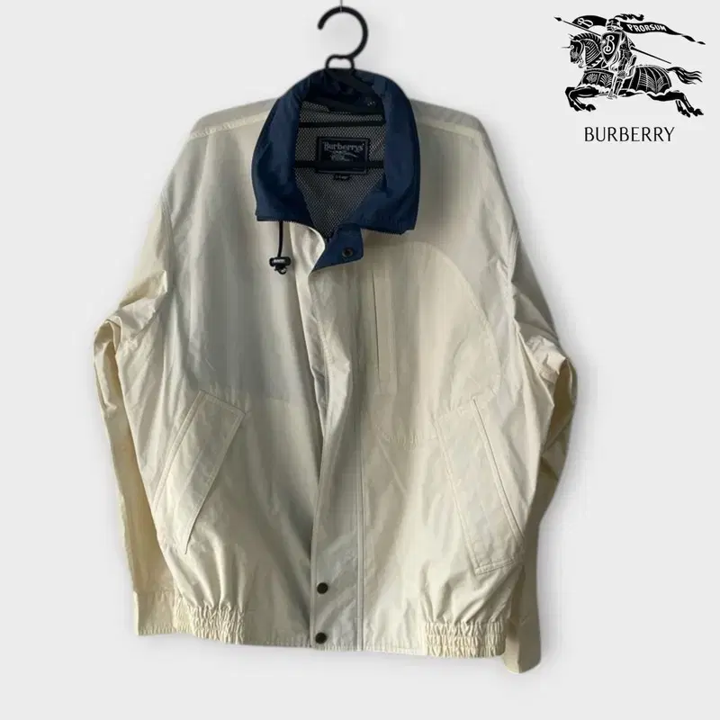 BURBERRY | 버버리 Burberry Windbreaker Jacket on Bunjang