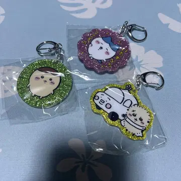 치이카와 라메 아크릴 키링 4 하치와레 밤만쥬 랏코