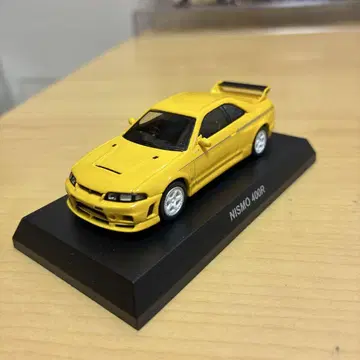 교쇼 1/64 NISMO 400R 카드 포함