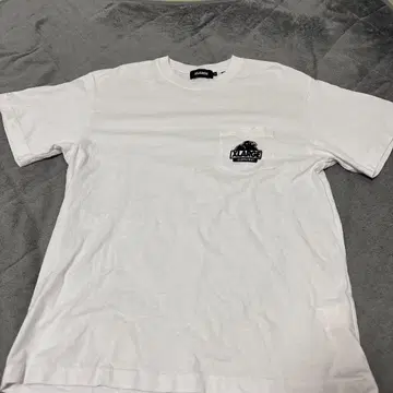XLARGE 티셔츠