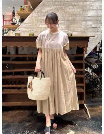 비어즐리 콤비 개더 코쿤 슬리브 원피스 베이지