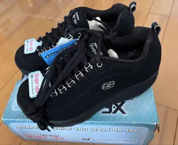 새상품 Skechers Shape Ups 블랙스 스니커즈