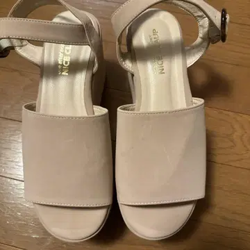 베이지 플랫폼 샌들 앵클 스트랩 통굽 24cm