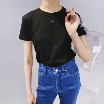 EDIT.FOR LULU 티셔츠