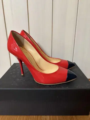 Giuseppe Zanotti 빨간색 네이비 스틸레토 하이힐