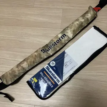벚꽃 마크 구명 조끼