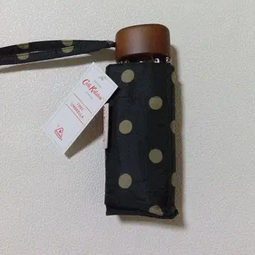 Cath Kidston Tiny Umbrella 도트 무늬