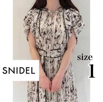 SNIDEL 스나이델 2way 볼륨 슬리브 프린트 원피스