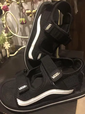 VANS 블랙 샌들 벨크로