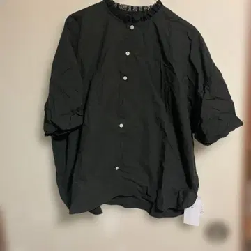 CUORE STORE 블랙 반팔 셔츠 프릴