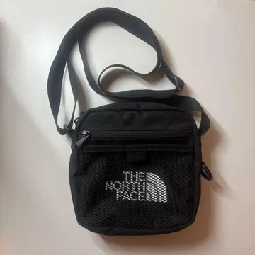 THE NORTH FACE 블랙 숄더백