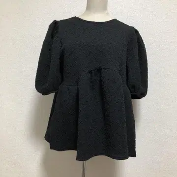 자카드 페플럼 리본 볼륨 슬리브 풀오버