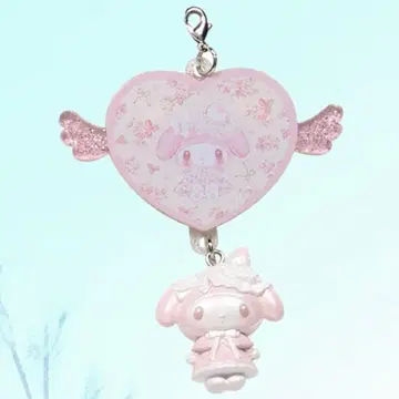 My Melody & Kuromi 테마 스토어 한정판 참 A 화이트 딸기