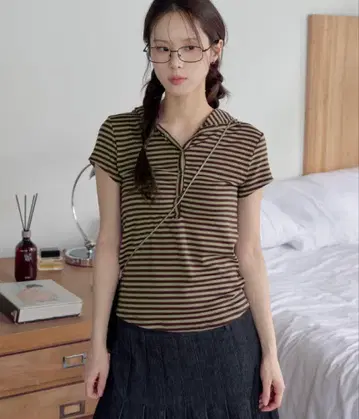 UNE MANSION 빅 후드 티셔츠 티셔츠 버건디