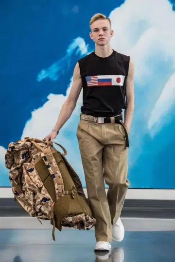 Gosha Rubchinskiy 18aw flag tee 국기 티셔츠