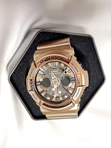 미사용 새상품 CASIO 지샥 크레이지 골드