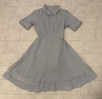 tocco closet 라이트 블루 버튼 카라 부착 원피스
