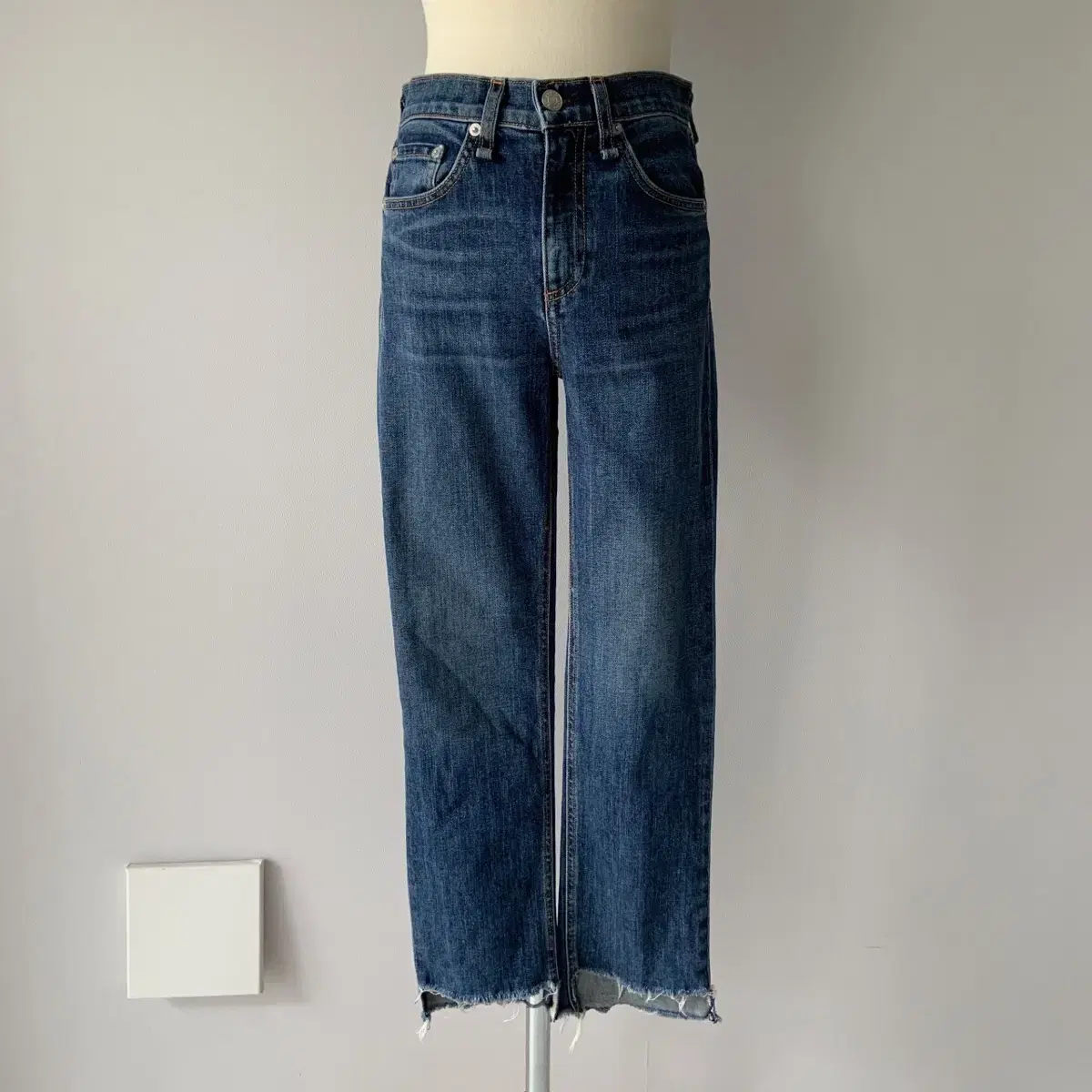 The Coldest Moment Bermuda Starfish Denim Half Pants on