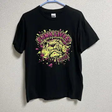 PUNK LIVES! 2023 티셔츠 M 사이즈