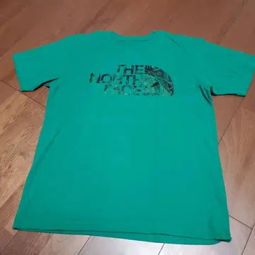 THE NORTH FACE 그린 티셔츠