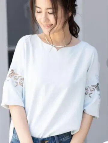 tonal 토널 자수 하트 넥 5부 소매 블라우스 38 블루
