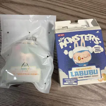 POPMART THE MONSTERS LABUBU 마그넷