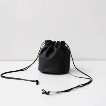 미사용 새상품 EO Shrink Dai Long Bag BLACK