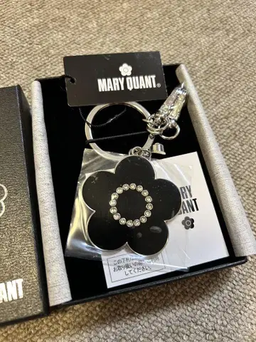 MARY QUANT 플라워 키링 블랙