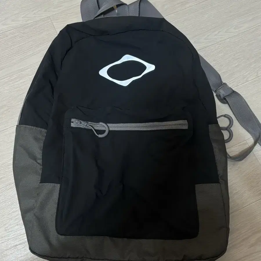 LIGHTWEIGHT ZIP-AROUND BACKPACK★[MISCHIEF] LIGHTWEIGHT ZIP-AROUND BACKPACK_YELLOW - MISCHIEF