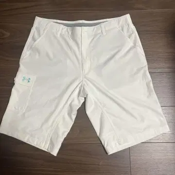 언더아머 화이트 팬츠 91