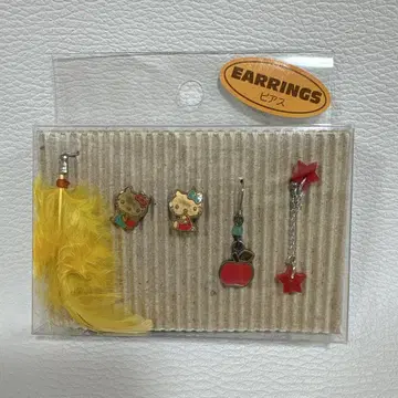 HELLO KITTY 헬로키티 귀걸이 세트 클래식 레어