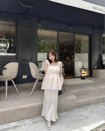 뮤게 글로스 도트 새틴 스커트